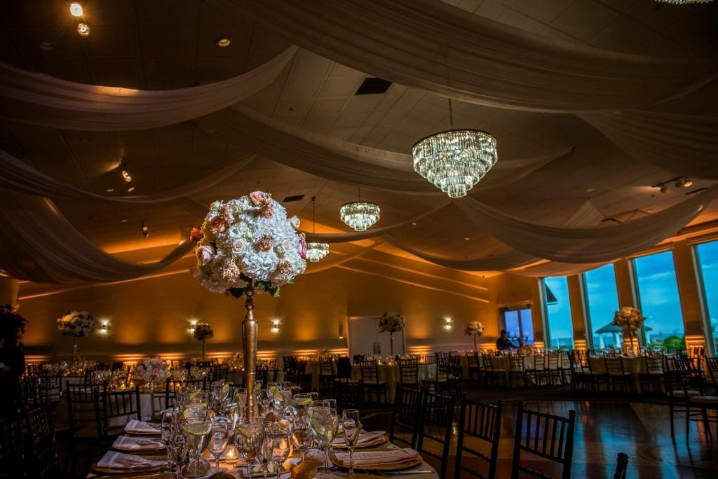 Photo: Grand Ballroom Wedding Venue